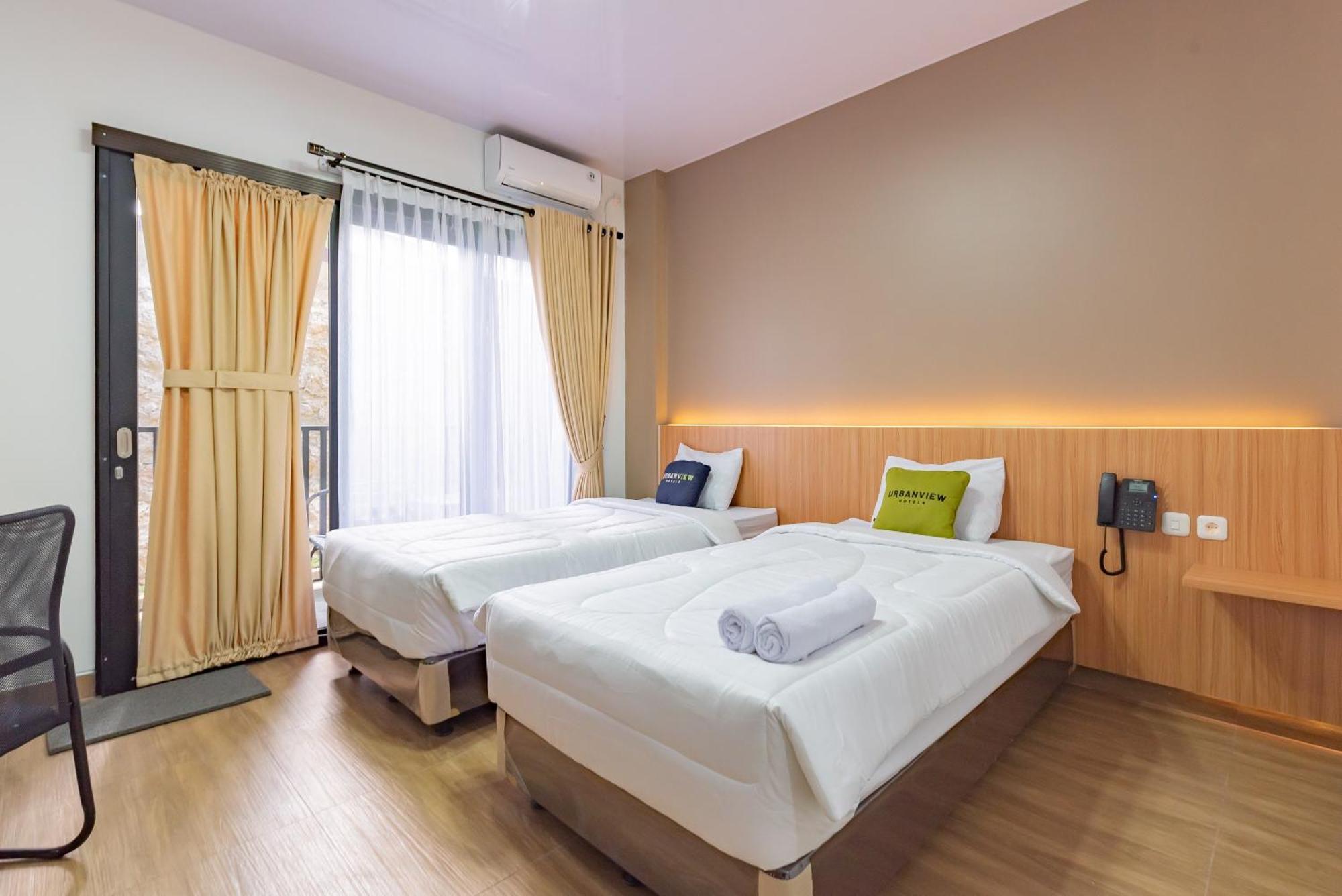 Urbanview Hotel Inkoppabri Cisarua Puncak エクステリア 写真