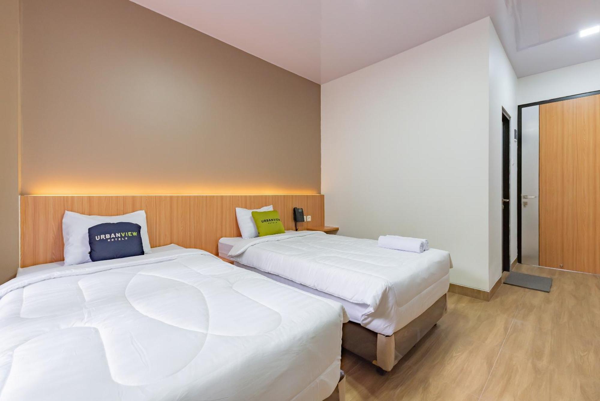 Urbanview Hotel Inkoppabri Cisarua Puncak エクステリア 写真