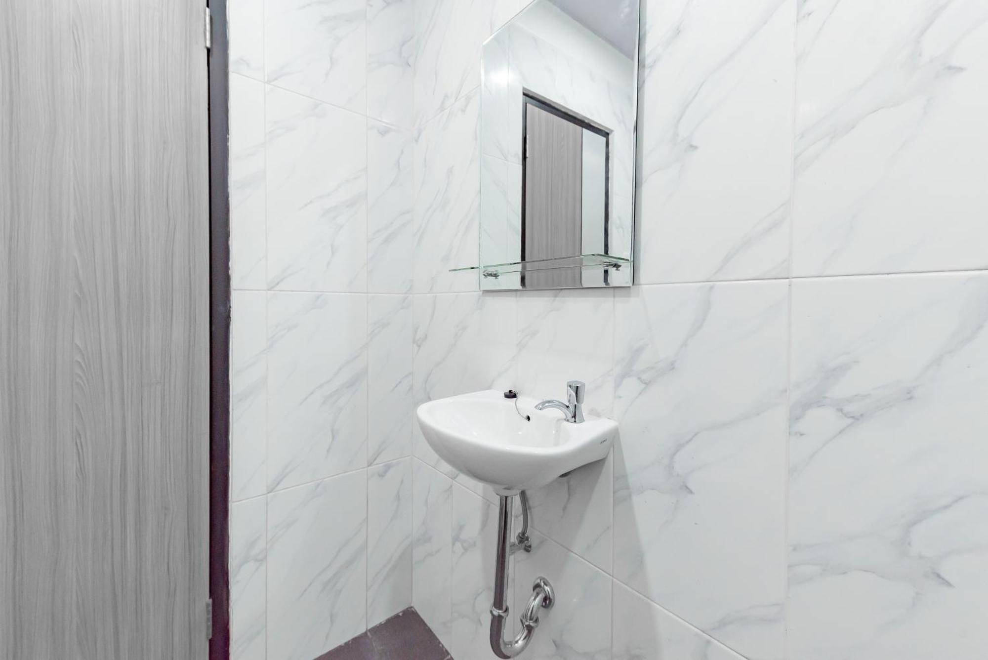 Urbanview Hotel Inkoppabri Cisarua Puncak エクステリア 写真