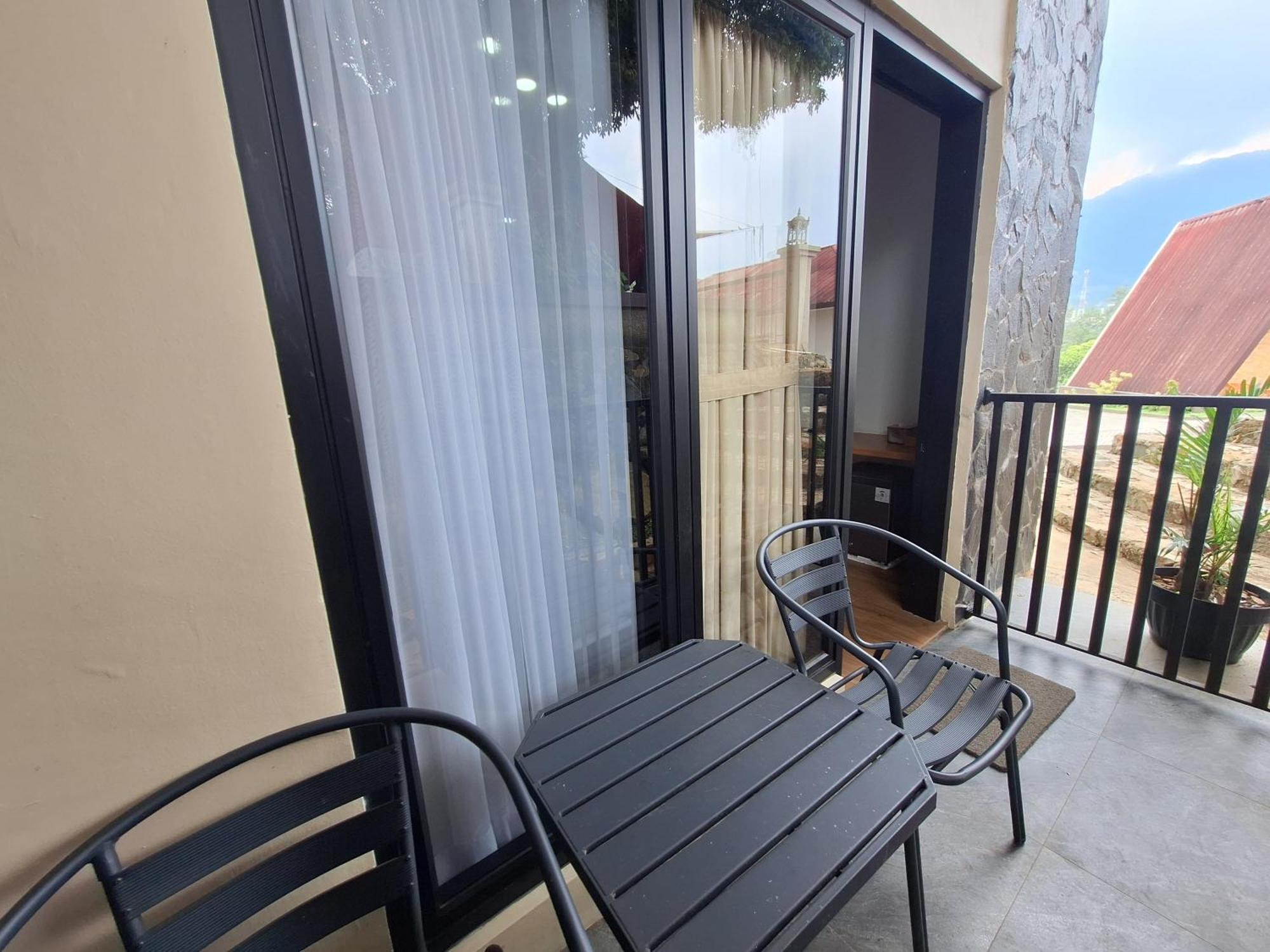 Urbanview Hotel Inkoppabri Cisarua Puncak エクステリア 写真